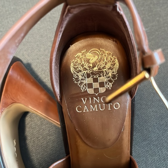 Vince Camuto brown sandals - Picture 2 of 8
